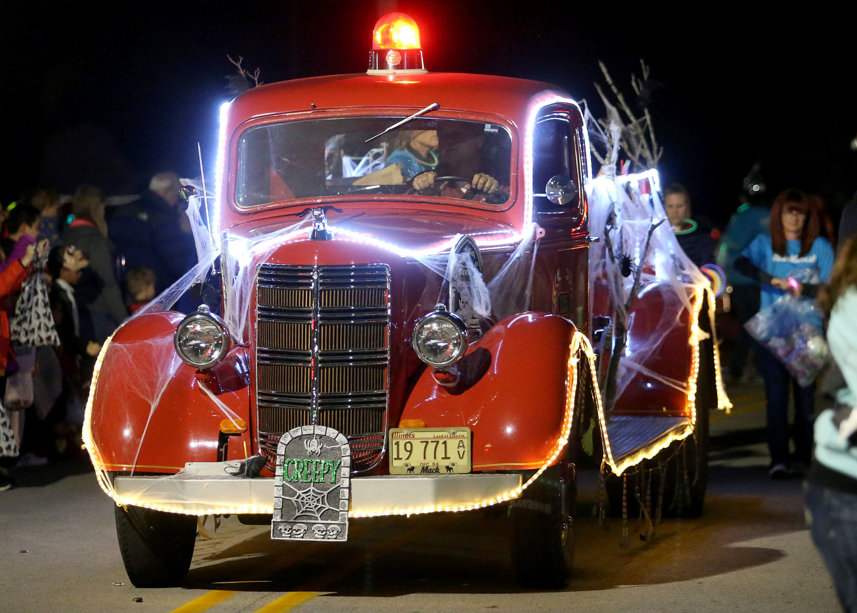102718-Bett-Halloween-Parade-021